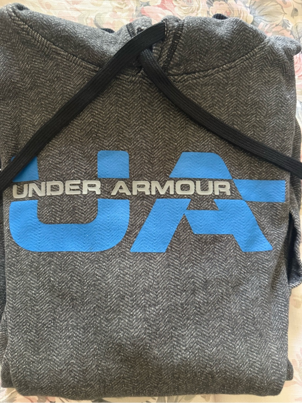 Men’s Under Armour Gray Heather Hoodie with Blue UA Logo
